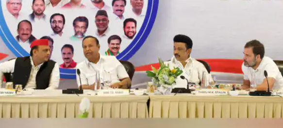 NDA बनाम INDIA होगी 2024 की लड़ाई, जानिये