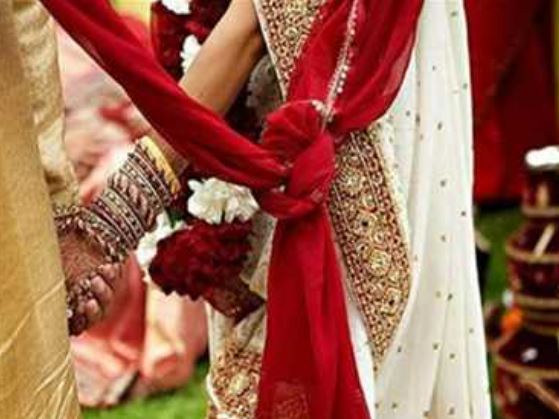पीलीभीत में मंगनी के बाद अब शादी से इन्कार कर रहे ससुराल वाले