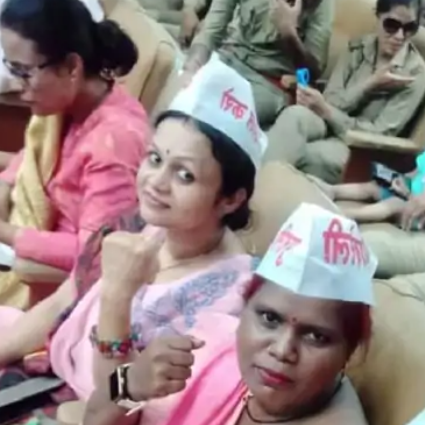 महिला कर्मचारियों ने पुरानी पेंशन के लिए भरी हुंकार, कहा- नारीशक्ति ने आर-पार का मन बनाया है