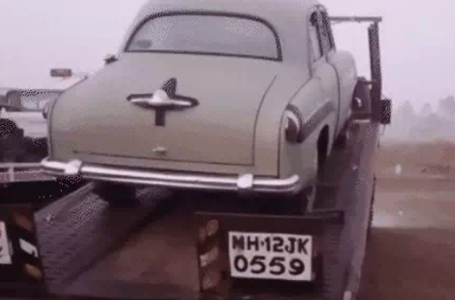 रील-टू-रियल में महंगी दिखने वाली फिल्मी कारों की कहानी जानिए