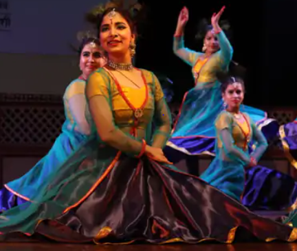 बच्चों संग अभिभावकों ने भी दी कथक नृत्य कार्यशाला में परफॉर्मेंस