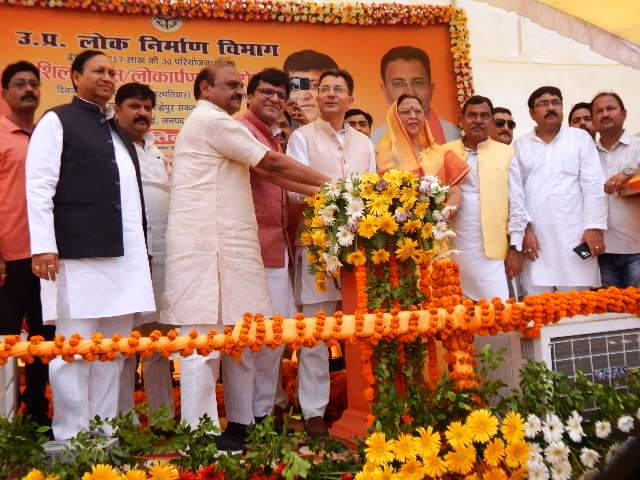हरदोई:सड़कों का चौड़ीकरण हो जाने से जनपद को विकास में गति मिलेगी:-जितिन प्रसाद।