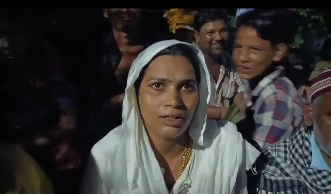 फर्रुखाबाद:रवीना किन्नर ने निकला  ताजिया याकूतगंज से फतेहगढ़ कोतवाली हो कर मजार के पास पहुंचा