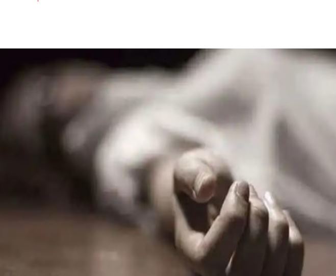 पीलीभीत में महिला की मौत के बाद अस्पताल बंद कर भागे डॉक्टर; जांच के आदेश
