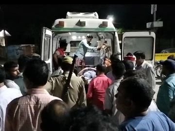 पीलीभीत में बैडमिंटन खेल रहे SDM को हार्ट-अटैक, प्राथमिक उपचार के बाद बरेली रेफर
