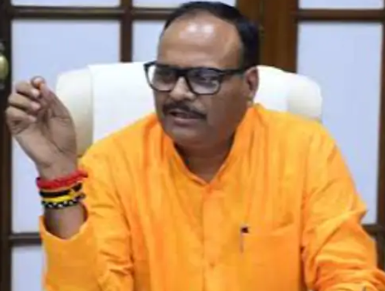 पोस्टमार्टम हाउस में तैनात कर्मचारी पर अवैध वसूली के लगे गंभीर आरोप