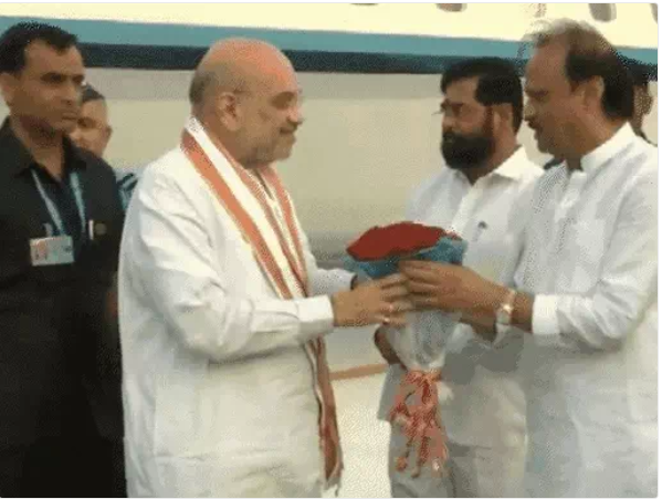 अमितशाह-अजित पवार पहली बार मंच पर एक साथ आए:अमित शाह बोले- दादा बहुत समय बाद सही जगह बैठे हो