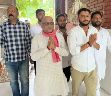शनिवार को कांग्रेस प्रदेश अध्यक्ष अजय राय लखनऊ विश्वविद्यालय पहुंचे, NSUI छात्रों ने किया जोरदार स्वागत
