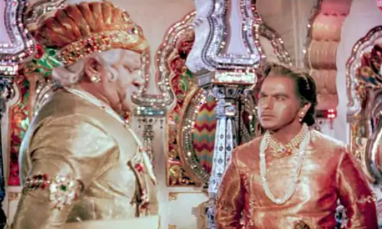 मुगल ऐ आजम में दिलीप साहब ने जान डाल दी थी, पढ़िए खबर