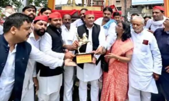 आखिर क्या अवंती बाई की जयंती मनाकर सेंधमारी में जुटे अखिलेश, 25 सीट पर दबदबा