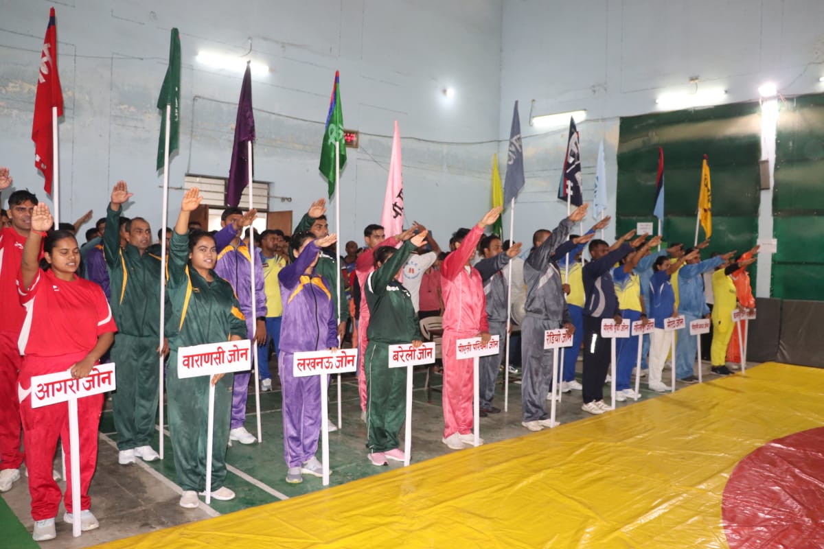 प्रयागराज-28वीं उ0प्र0 पुलिस वार्षिक कुश्ती क्लस्टर (महिला/पुरूष) कबड्डी, भारोत्तोलन, बाँक्सिंग, बाँडी बिल्डिंग, आर्म रेसलिंग एवं पावर लिफ्टिंग वर्ष 2023 का आयोजन