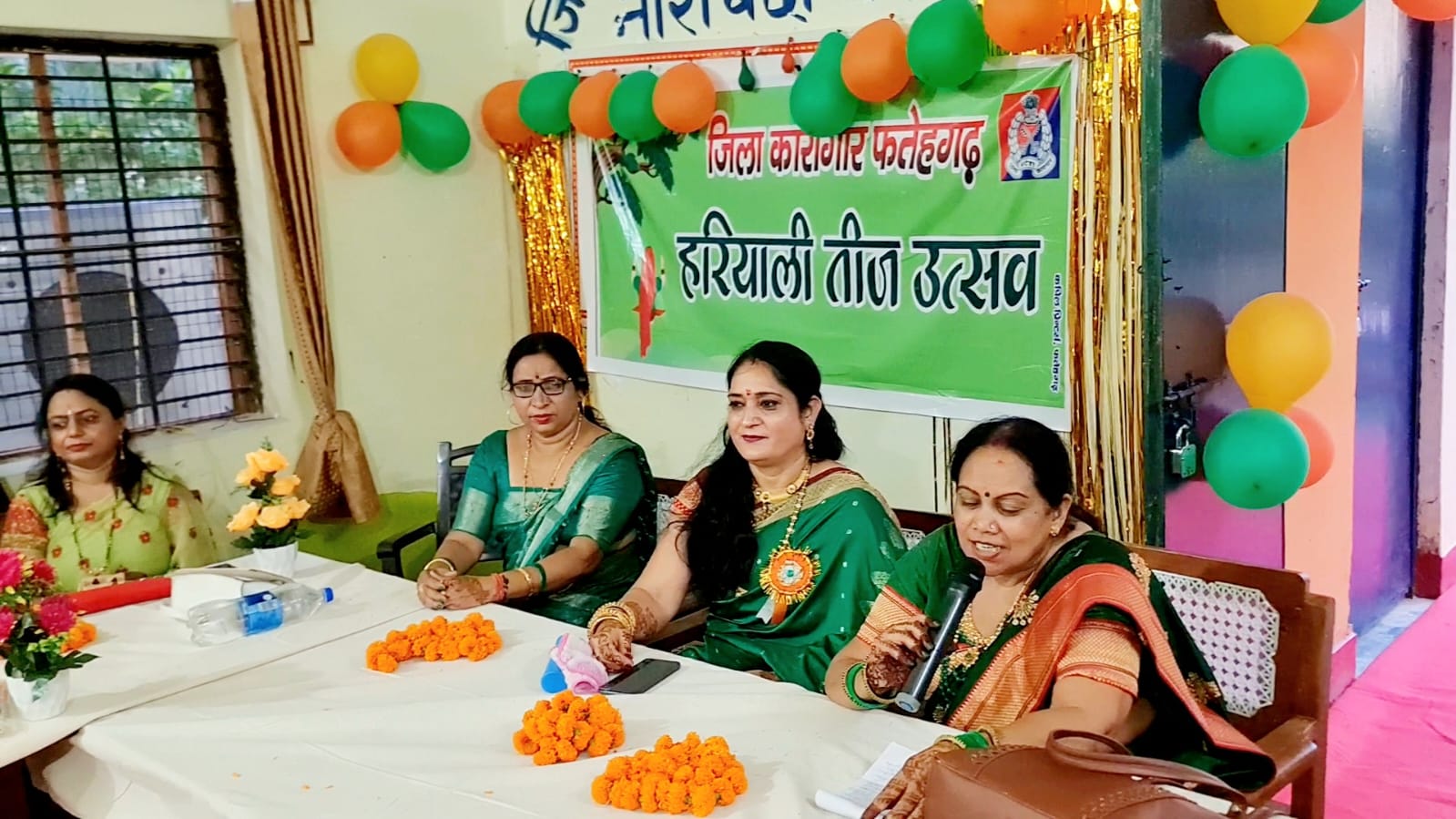 फर्रुखाबाद : जिला कारागार फतेहगढ़ की नारी बंदी वास में हरियाली तीज का उत्सव बड़े ही धूमधाम से मनाया गया
