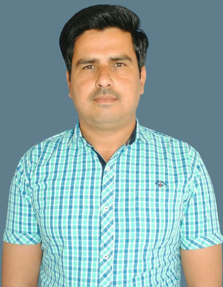 मैनपुरी में पत्रकार बेटे की हत्या कर थाने पहुंचा पिता, बोला- 'मैंने उसे मार दिया है, मुझे गिरफ्तार कर लो'