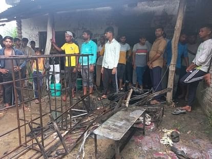 पीलीभीत में कपड़े की दुकान में आग लगने से हजारों का नुकसान