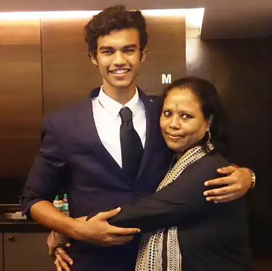 बाबिल खान की फिल्म ‘फ्राइडे नाइट प्लान’आ गई है, जानिए एक्टर ने क्या कुछ कहा ?
