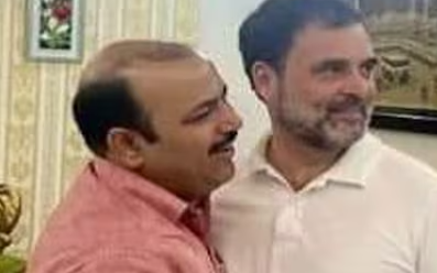 'मुहब्बत की दुकान' के नाम पर दानिश अली के गले मिलना बसपा को नहीं आ रहा रास, जानें वजह