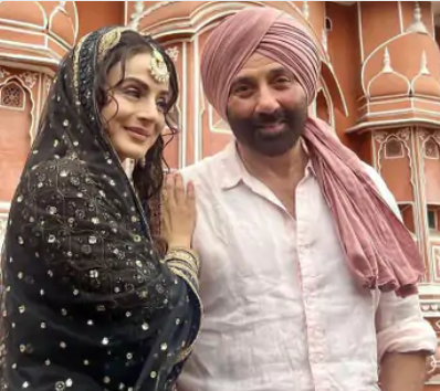आखिर क्यों अमीषा को बड़े बैनर की फिल्में ना करने का हुआ दुख, क्या बोलीं एक्ट्रेस ?