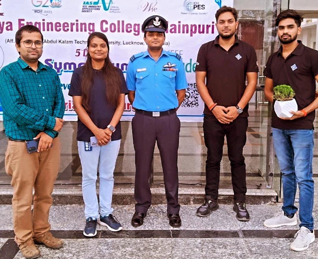 मैनपुरी : आई ई ई ई स्टूडेंट ब्रांच राजकीय इंजीनियरिंग कॉलेज मैनपुरी द्वारा 5 दिवसीय कैरियर डैपलवमेंट एंव इंडस्टियल एक्सोपजर संगोष्ठी का आयोजन किया गया ।