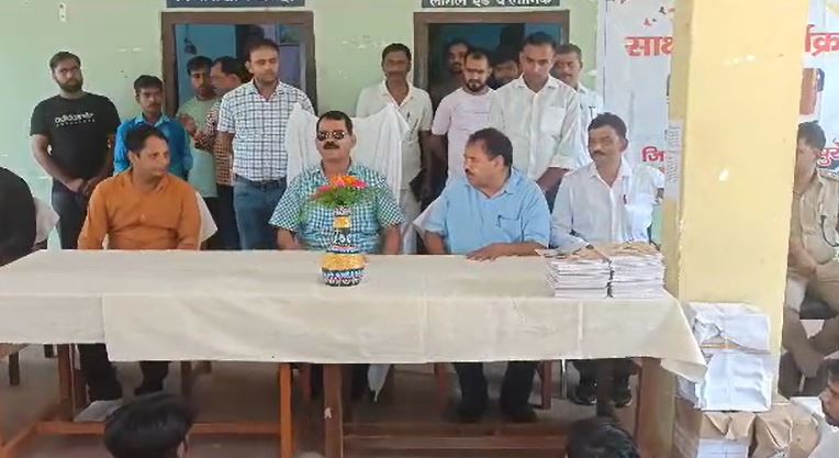 गोरखपुर :जिला कारागार में बंदियो के शैक्षिक उत्थान के लिए संपूर्ण साक्षरता का शुभारंभ किया गया