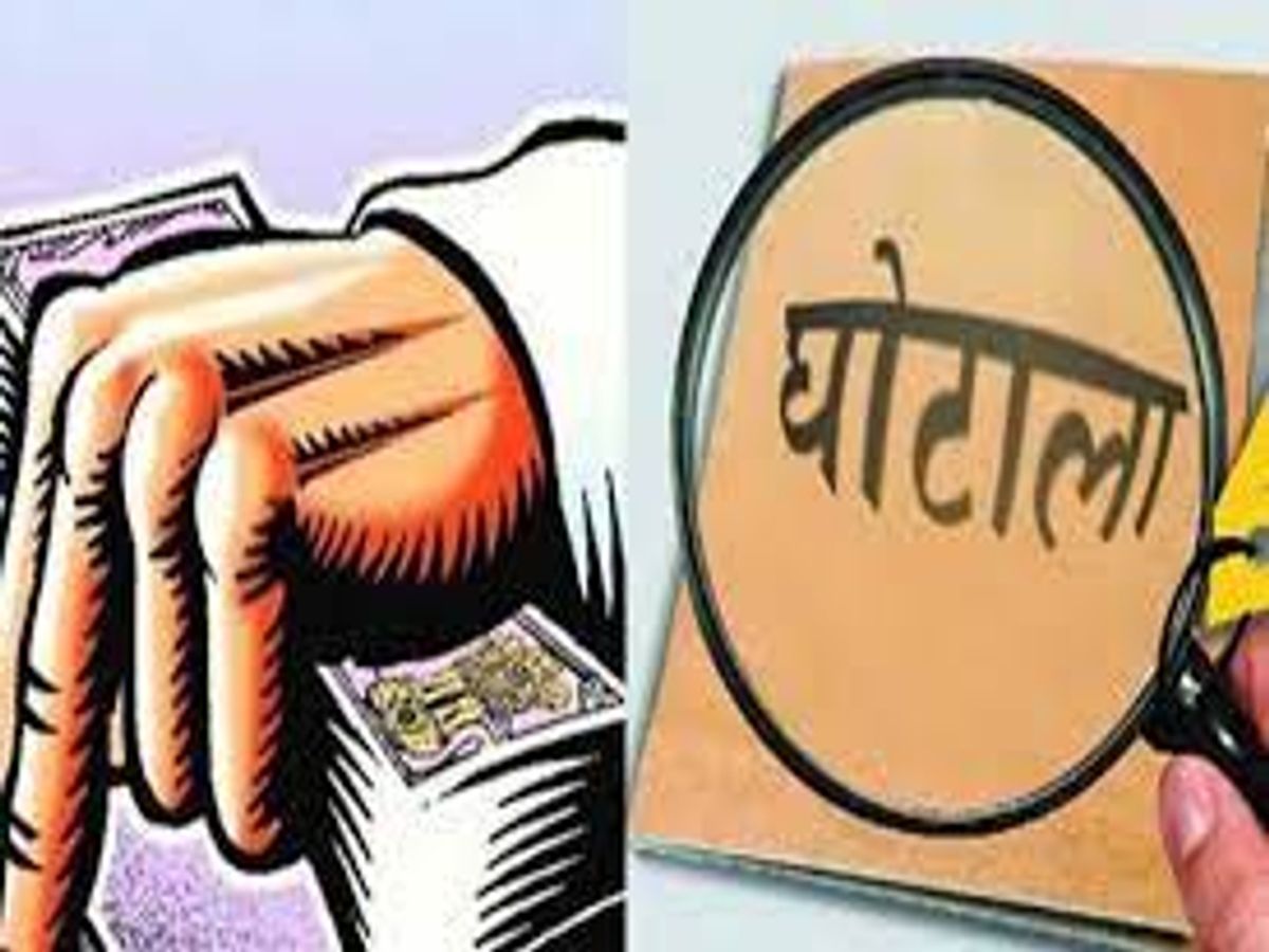 फर्रुखाबाद:- शमशाबाद मे  दो वर्ष से आंगनवाडी केन्द्र के लाभार्थियो को राशन कोटेदार द्वारा गेंहू चावल खाद्यान्न ना वितरण करने की डी एम से की शिकायत ।