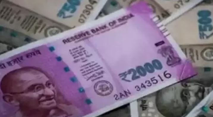मैनपुरी में पोस्टमास्टर पर 4 करोड़ रुपये के गबन का मामला दर्ज किया