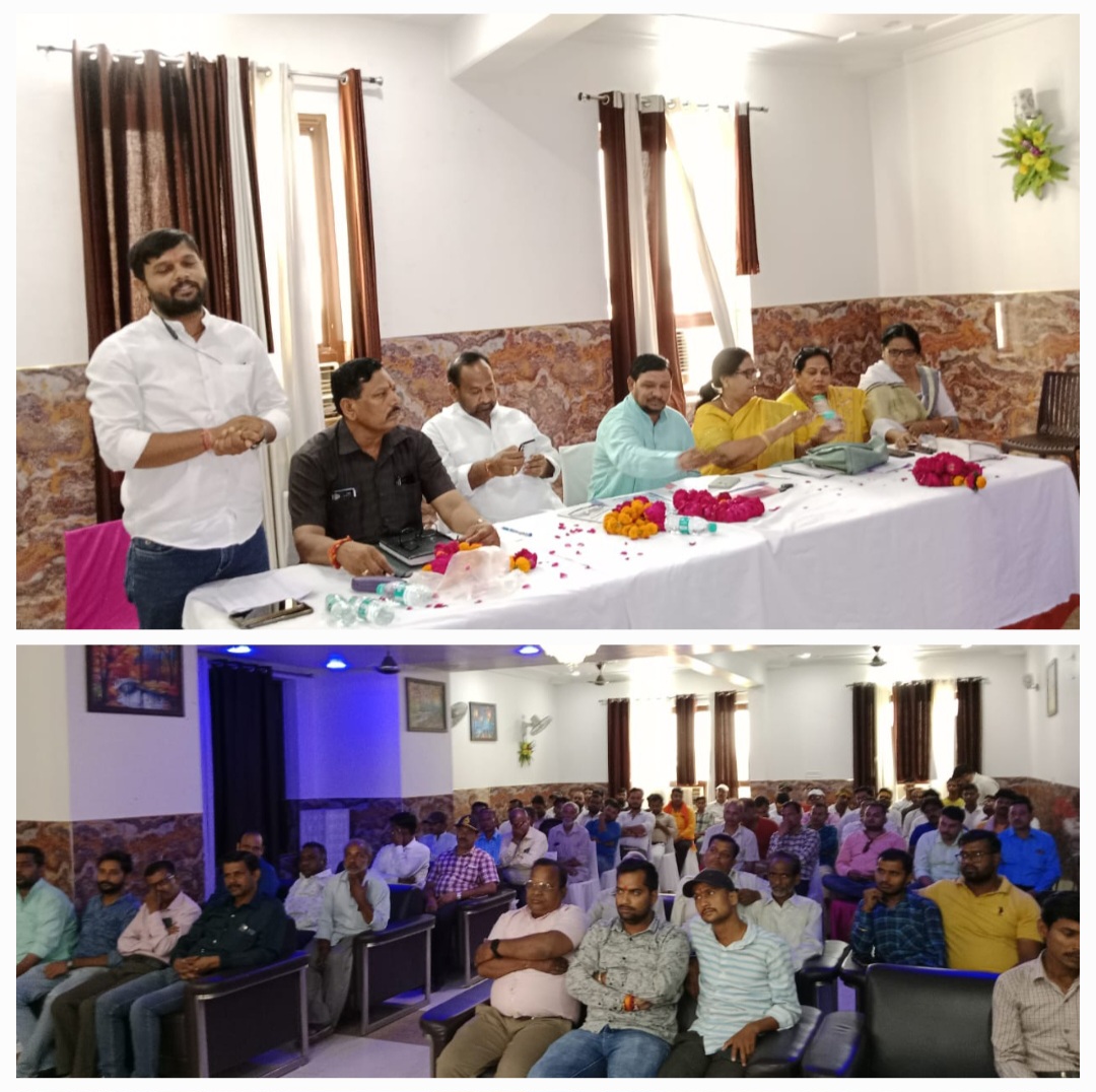 फर्रुखाबाद:मण्डल फतेहगढ़ की बूथ सशक्तिकरण संबंधित संबंधित बैठक डायमंड होटल मे आयोजित हुई