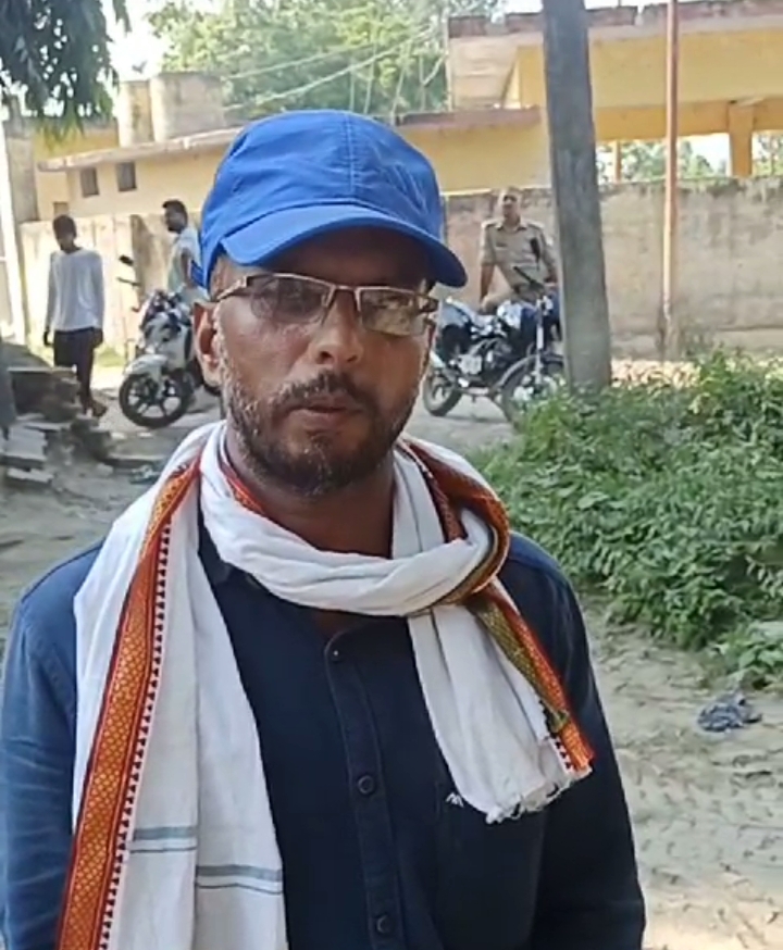 बरेली - पूर्व ब्लॉक प्रमुख मीरगंज पर युवक ने लगाया मारपीट करने का आरोप , पुलिस ने की रिपोर्ट दर्ज I