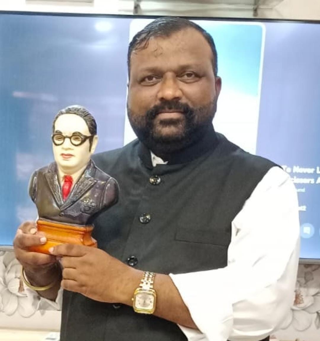विद्रोही पत्रकार डॉ. माकणीकर का मरणोपरांत देहदान।