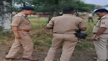 मैनपुरी में बेटे की तबीयत खराब है आ जाओ'...पहुंचने पर मिली लाश, मोबाइल कर दिया गया था रिसेट, पुलिस कर रही जांच