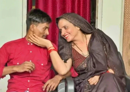 पाकिस्तान से भारत आई सीमा हैदर और सचिन की प्रेम कहानी को पर्दे पर फिल्माने की तैयारी शुरू हो गई है