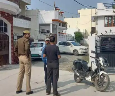 पीएसी इंस्पेक्टर सतीश कुमार सिंह की हत्या में पुलिस को CCTV फुटेज से हत्यारे के अहम सुराग मिले