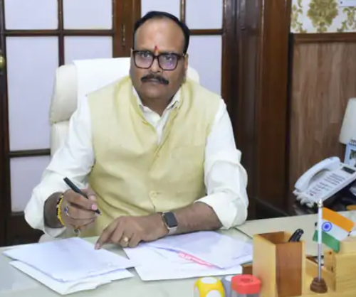 डिप्टी सीएम ब्रजेश पाठक ने सर्जरी विभाग के लिए धनराशि को मंजूरी दी है।