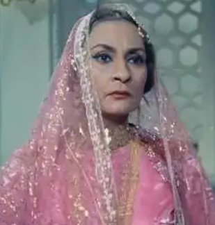 "लोगों को मेरी मौत की खबर मेरे मरने के 4 दिन बाद लगेगी, जब मेरे घर से सड़न की बदबू आएगी।": फ्लोरेंस एजेकिल उर्फ नादिरा