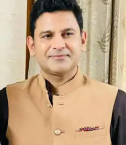 एक बार फिर से फिल्म आदिपुरुष के डायलॉग के लिए माफी मांगी है राइटर मनोज मुंतशिर ने