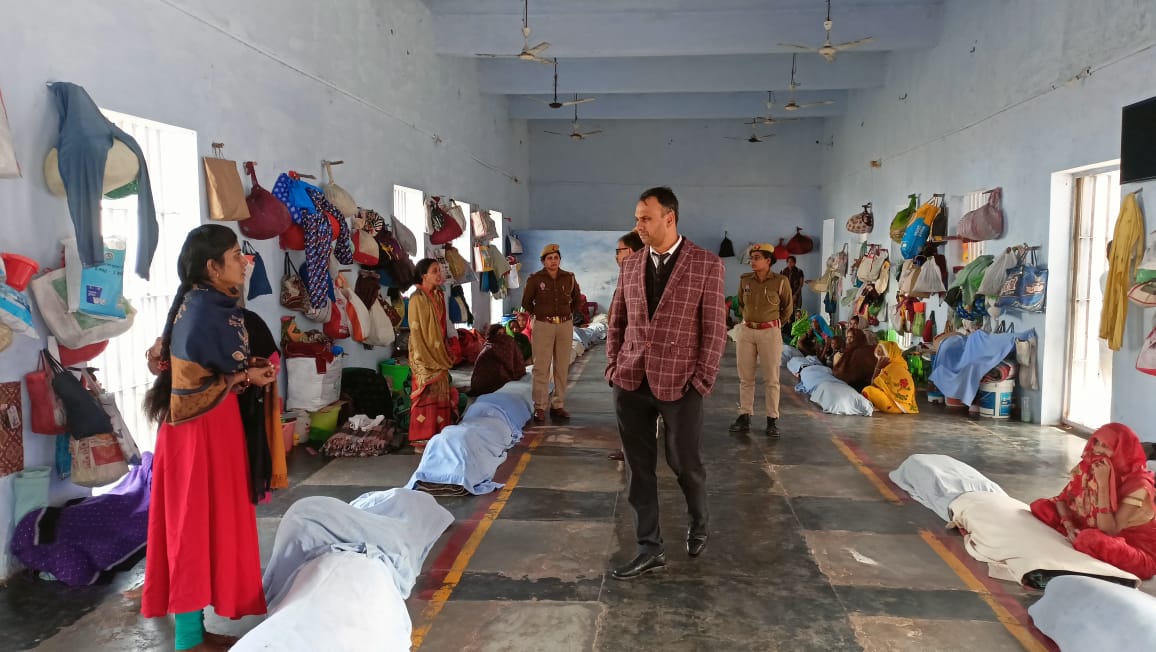 हरदोई : अपर जिला जज /सचिव जिला विधिक सेवा प्राधिकरण  सुधाकर दुबे जिला कारागार का निरीक्षण किया गया