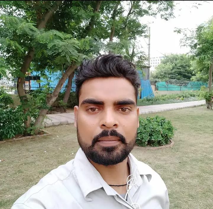 बरेली - ट्रेन की चपेट में आने से एक युवक की हुई मौत, घर में मचा कोहराम।