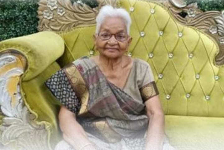 बरेली - विविध प्रतिभाओं की धनी इन्द्रा कुमारी सक्सेना पंचतत्व में विलीन।