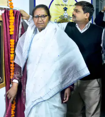 नेहा धूपिया के टॉक शो के दौरान नजर आईं करीना कपूर