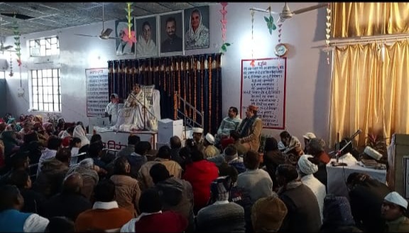 फर्रुखाबाद:निरंकारी श्रद्धालुओं का उमड़ा जन सैलाब क्षत्रिय समाज के राष्ट्रीय अध्यक्ष सहित सैकड़ों लोगों ने लिया ब्रह्मज्ञान