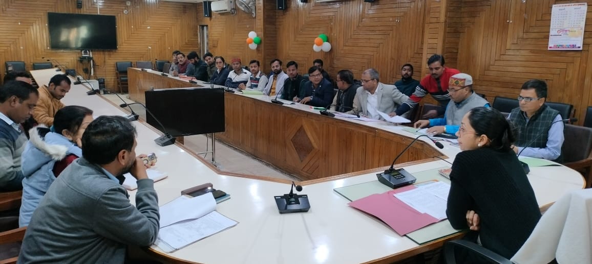 हरदोई :सम्प्रेक्षण गृह में कौशल विकास का प्रशिक्षण दिया जाएः-मुख्य विकास अधिकारी