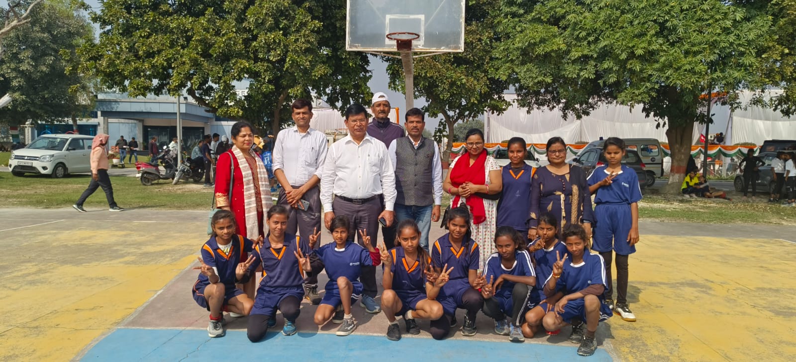 हरदोई :उच्च प्राथमिक विद्यालय इसरापुर, ब्लॉक माधोगंज, हरदोई की बालिका टीम ने गोरखपुर को 4-1 से हराकर हैंडबॉल में प्राप्त किया