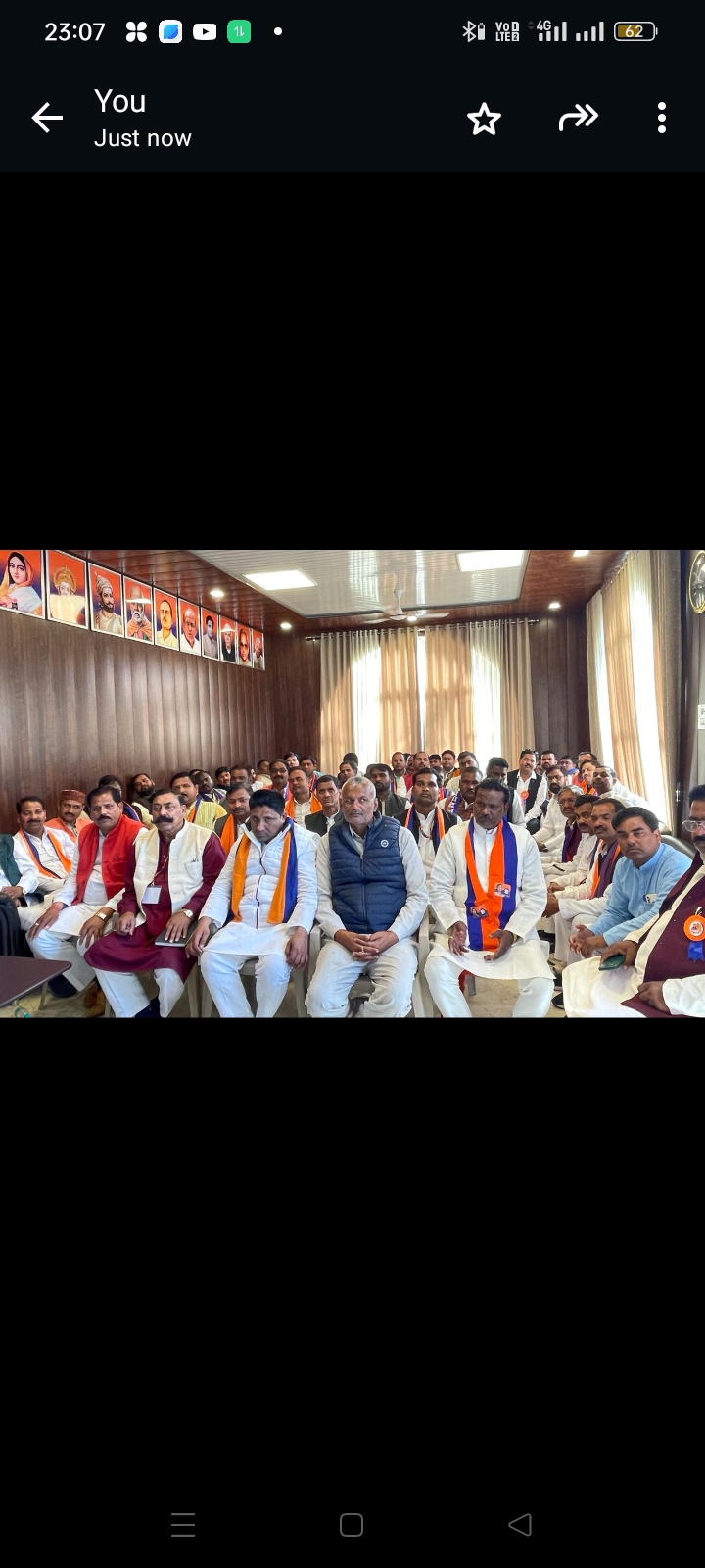 कासगंज : जिलाध्यक्ष अपना दल शमीम अहमद अल्वी के नेंतृत्व में एक जत्था प्रदेश कार्यालय अपना दल लखनऊ पहुँचकर हुआ पार्टी की विशेष बैठक में सम्मिलित हुआ!