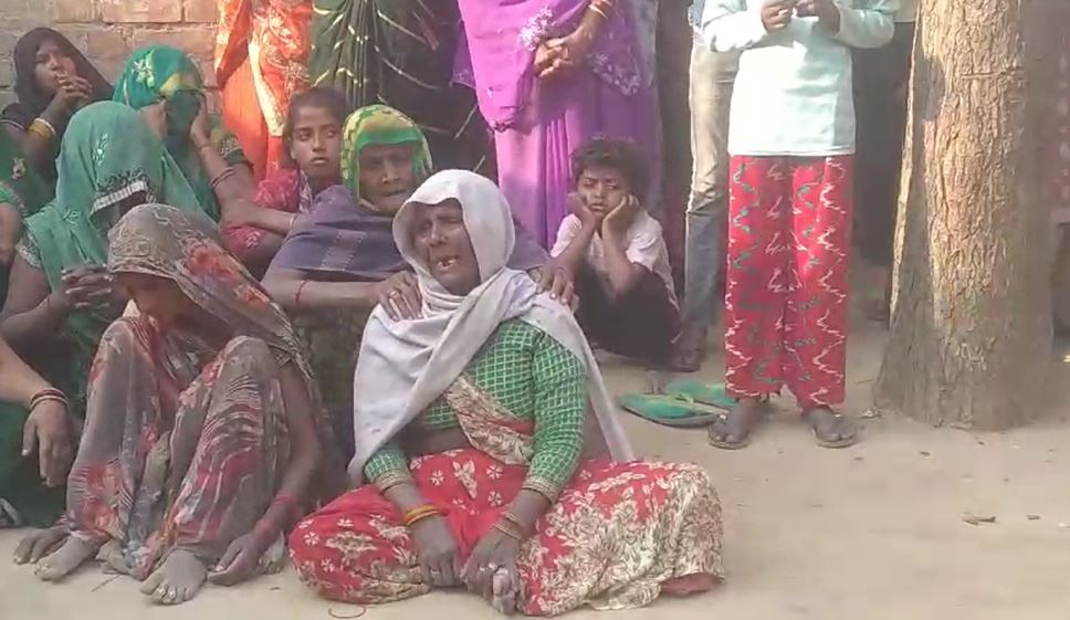 इटावा:  युवक ने फांसी लगाकर आत्महत्या कर ली