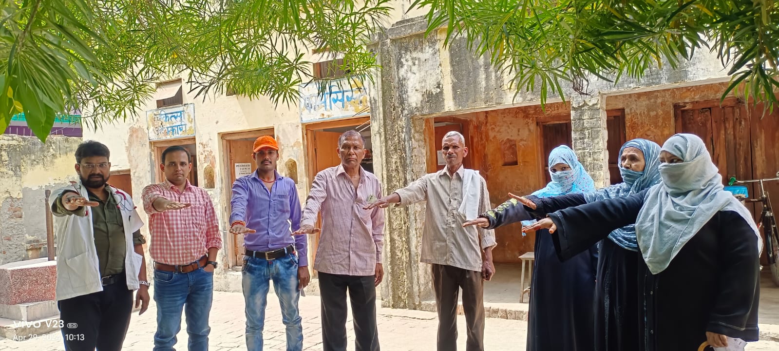 फर्रुखाबाद:मतदान प्रतिशत बढ़ाने में भी आगे आया जनपद का होमियोपैथिक विभाग