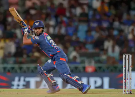 लखनऊ सुपर जायंट्स ने IPL-2024 के 48वें मुकाबले में मुंबई इंडियंस को 4 विकेट से हरा दिया