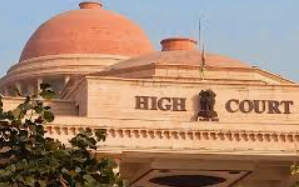 अवैध निर्माण के मामले में एलडीए सचिव को कोर्ट में तलब किया गया