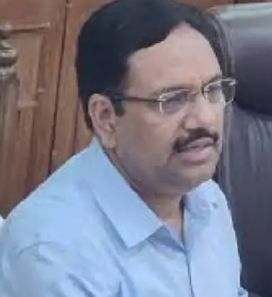 लखनऊ विकास प्राधिकरण के दो जेई को सस्पेंड कर दिया गया