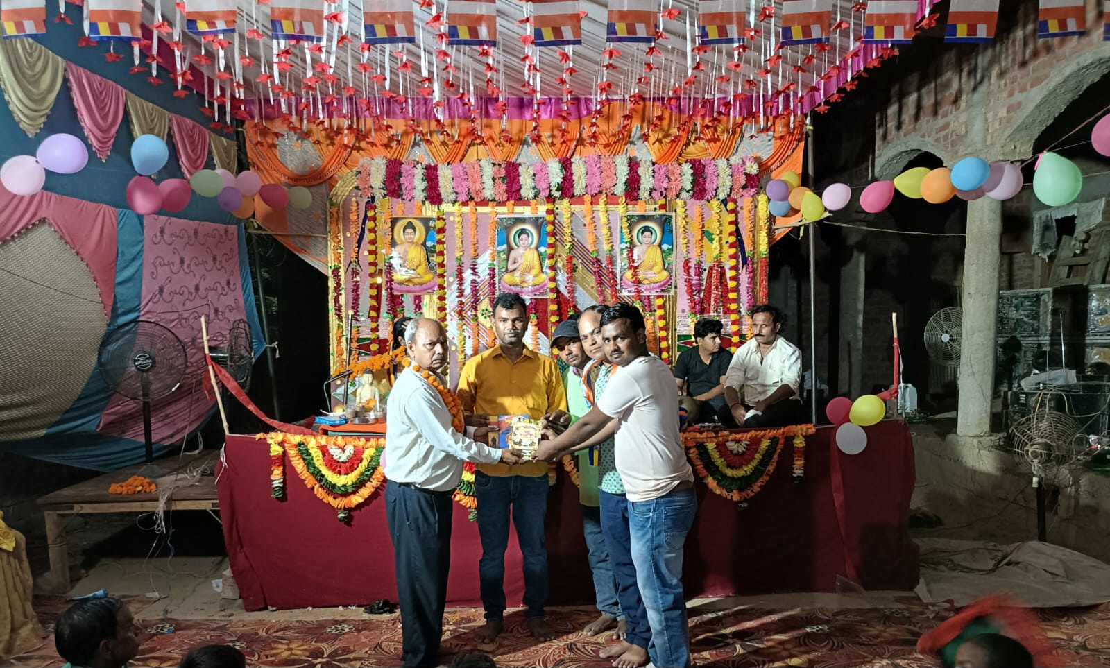 कन्नौज: ट्रिबिधि पावनी बैसाखी बुद्ध पूर्णिमा के पावन अवसर पर ग्राम पंचायत सिकंदरपुर में भगवान बुद्ध और उनका धम्म के अंतर्गत भव्य कार्यक्रम संपन्न