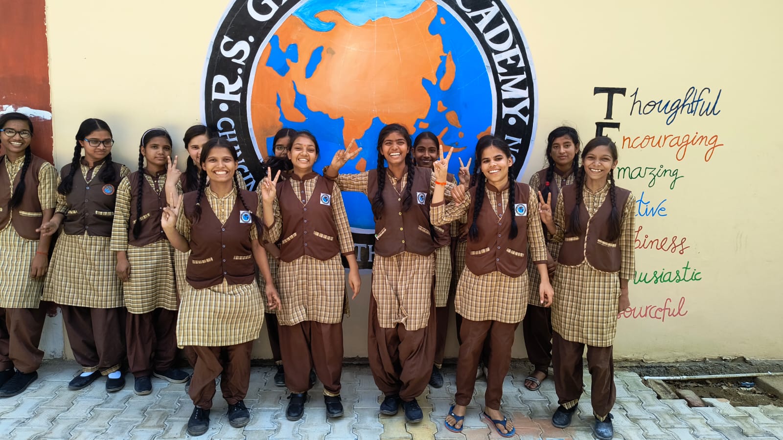 इंटरमीडिएट व हाईस्कूल सीबीएसई परीक्षा में आर एस ग्लोबल ऐकेडैमी जिरौली के बच्चों ने जनपद मैनपुरी में लहराया परचम
