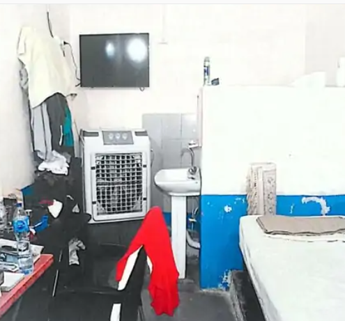 पाकिस्तान सरकार ने गुरुवार को सुप्रीम कोर्ट में एक रिपोर्ट सौंपी और जानिए क्या कहा